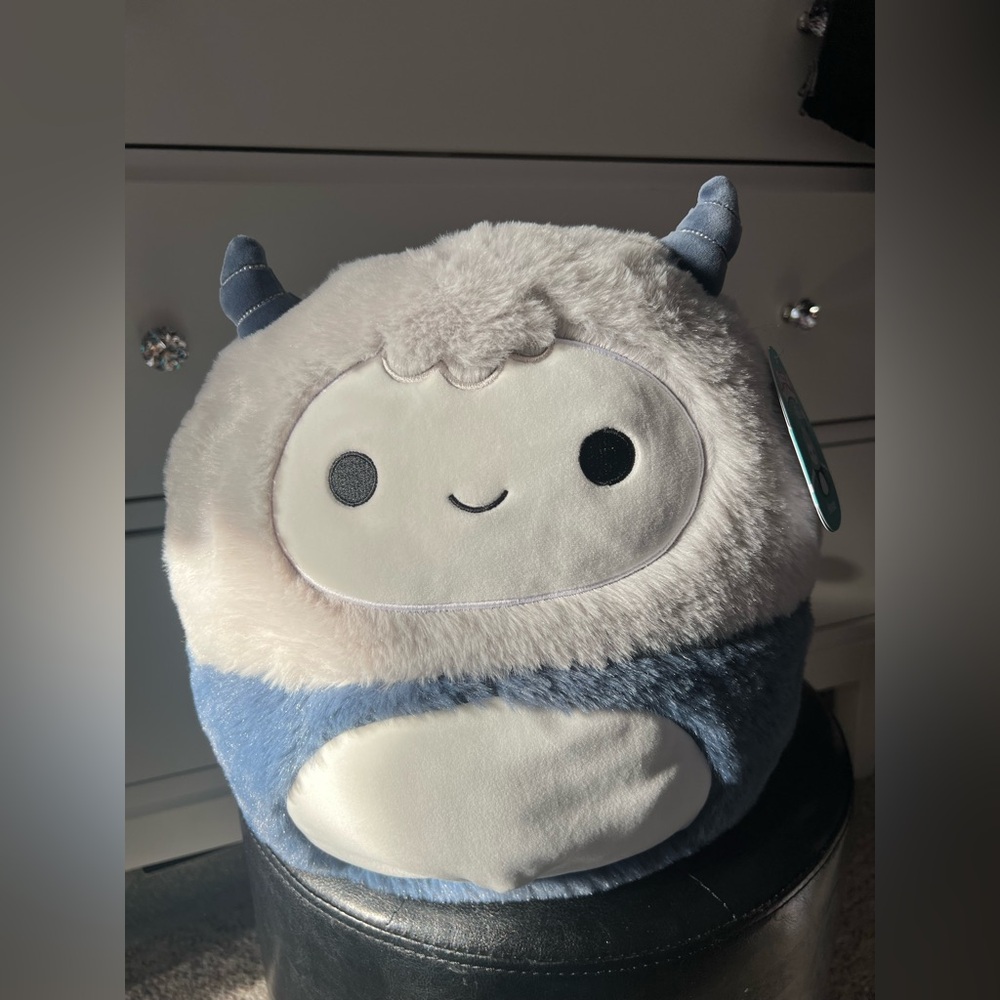Squishmallows 12 in FuzzAMallow Horace